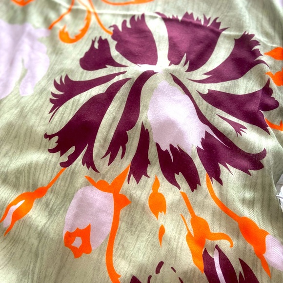 2m long Ted Baker - Picture 3 of 3